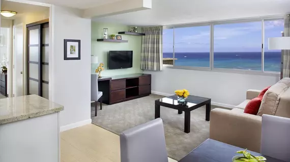 Aqua Skyline at Island Colony | Hawaii - Honolulu - Waikiki