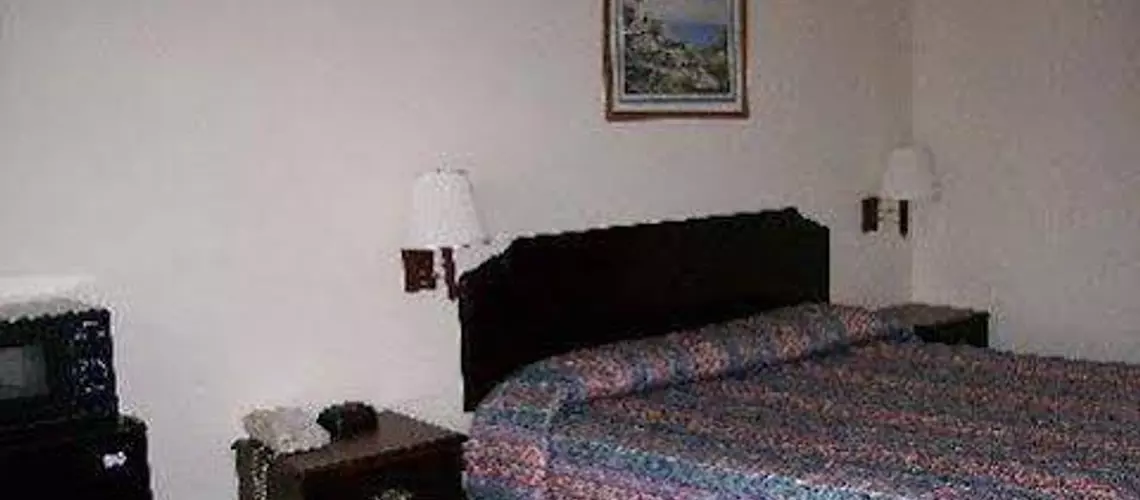 American Inn and Suites White Hall | Arkansas - Pine Bluff (ve civarı) - White Hall