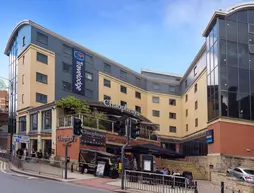 Travelodge Leeds Central | Batı Yorkshire (kontluk) - Leeds - Leeds City Center