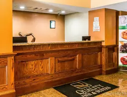 Quality Inn & Suites Muskogee | Oklahoma - Muskogee (ve civarı) - Muskogee