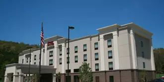 HAMPTON INN - SUITES WARREN