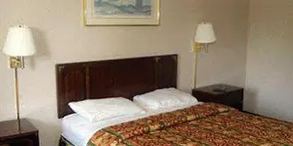 Budget Inn Mount Airy