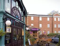 Premier Inn Stockport Central | Manchester (ve civarı) - Stockport