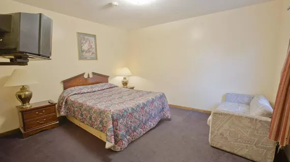 Regency Inn Hudson | Wisconsin - Hudson (ve civarı) - Hudson