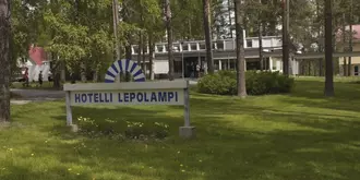 Hotelli Lepolampi