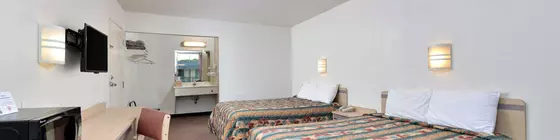 Country Hearth Inn - Greenville | Güney Karolayna - Greenville - Spartanburg (ve civarı) - Greenville