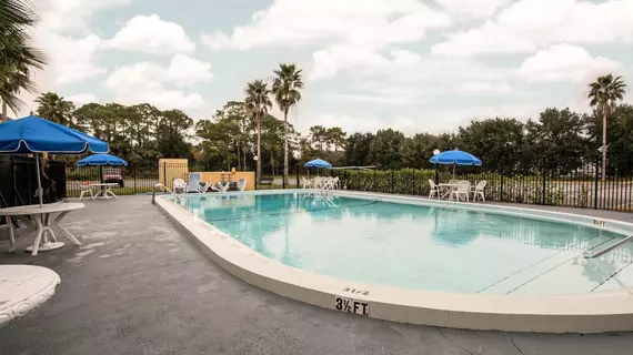 Motel 6 Ormond Beach | Florida - Daytona Beach (ve civarı) - Ormond Beach - National Gardens (Ulusal Bahçeler)