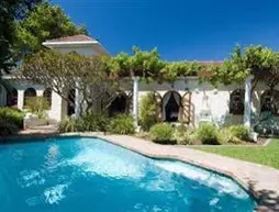 Tiana Guest House | Western Cape (il) - West Coast DC - Drakenstein - Cape Town (ve civarı) - Cape Town - Tokai