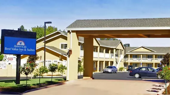 Americas Best Value Inn and Suites Healdsburg | Kaliforniya - Sonoma İlçesi - Healdsburg