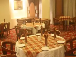 Hotel Rangsharda | Maharaştra - Raigad - Bombay (ve civarı) - Bombay - Malad - Batı Banliyöleri