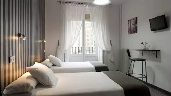 Hostal Gala Madrid | Madrid Özerk Topluluğu - Madrid (ve civarı) - Madrid