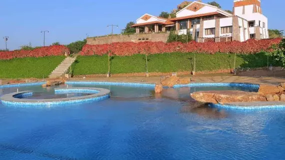 Kadambavanam Ethnic Village Resort | Tamil Nadu - Nattam