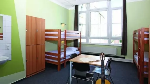 Industriepalast Hostel & Hotel Berlin | Berlin (ve civarı) - Friedrichshain-Kreuzberg - Friedrichshain