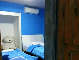 Yellow Submarine Guesthouse | Gyeonggi - Seul (ve civarı) - Mapo - Yeonnam-dong