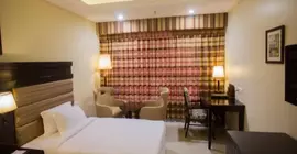 Royal Reve Hotel | Telangana - Haydarabad (ve civarı) - Haydarabad