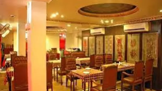 Hotel Royal Sheraton | Racastan - Jaipur Bölgesi - Jaipur