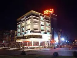 R R Grand Hotel | Andra Pradeş - Visakhapatnam (ve civarı) - Visakhapatnam