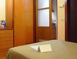 Residence Desenzano | Lombardy - Milano (ve civarı) - Milano