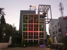 Hotel Om Sai International | Maharaştra - Kopargaon