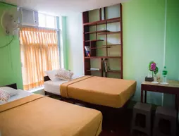 The SAT Hostel | Yangon - Çin Mahallesi