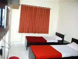 Maple Inn Budget Hotel | Karnataka - Bengaluru (ve civarı) - Bengaluru