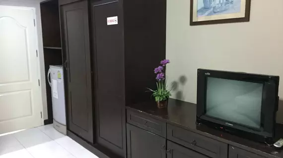 Lo Scoglio Guesthouse | Phuket (ve civarı) - Patong - Nanai Caddesi