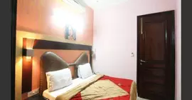 Raunak International Hotel | Batı Delhi - Ulusal Eyalet Başkenti Delhi - Delhi (ve civarı) - Yeni Delhi - Karol Bagh