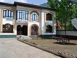 John's Lodge | Cammu ve Keşmir - Srinagar (ve civarı) - Srinagar - Nishat-Shalimar