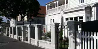 Ponsonby Manor Guest House