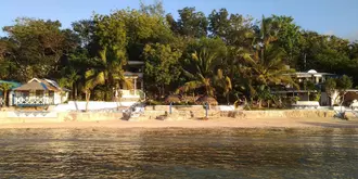 Casa de la Playa Beach Resort