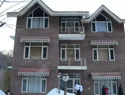 Snow View Cottages | Himaşal Pradeş - Manali (ve civarı) - Kullu - Manali - Manali Yeni Kent Merkezi