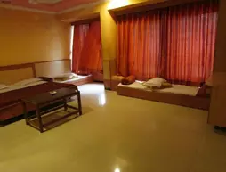 Hotel Om Park | Maharaştra - Kopargaon