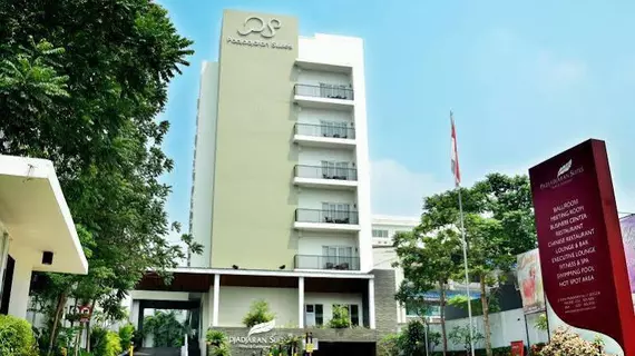 Padjadjaran Suites Hotel & Conference | West Java - Bogor