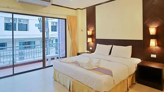 Absolute Guesthouse Phuket | Phuket (ve civarı) - Patong - Nanai Caddesi