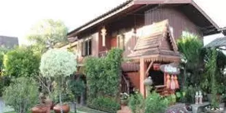 Baan Maihorm Guesthouse