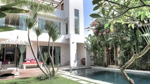 Villa Saffira | Bali - Badung - Seminyak - Drupadi