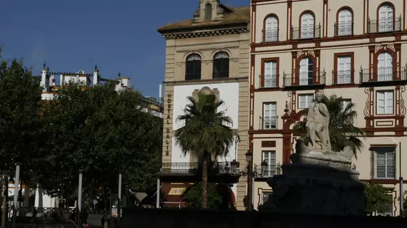 Hostal Dalís | Andalucia - Seville İli - Sevilla - Casco Antiguo