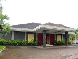 New Surya Hotel | Doğu Cava - Banyuwangi - Jajag