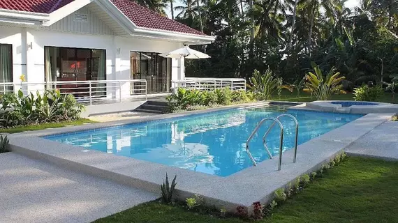 Bohol White House Bed and Breakfast | Bohol - Lila