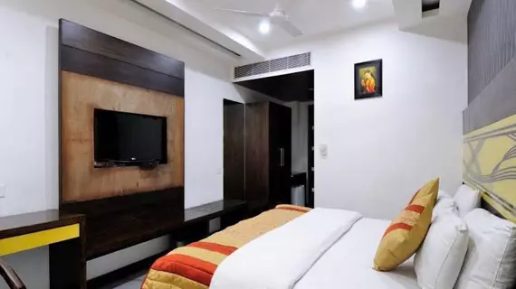 Hotel Le Benz | Batı Delhi - Ulusal Eyalet Başkenti Delhi - Delhi (ve civarı) - Yeni Delhi - Paharganj