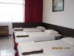 Hotel Santosa | Doğu Cava - Malang