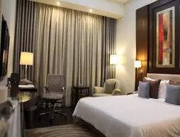 Park Plaza, Noida | Batı Delhi - Ulusal Eyalet Başkenti Delhi - Delhi (ve civarı) - Noida