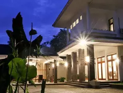 Triple C Guest House | West Java - Bandung (ve civarı) - Bandung - Pasteur