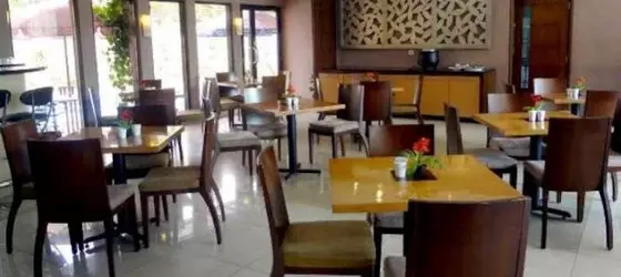 Metro Hotel | West Java - Cakarta (ve civarı) - Cikarang