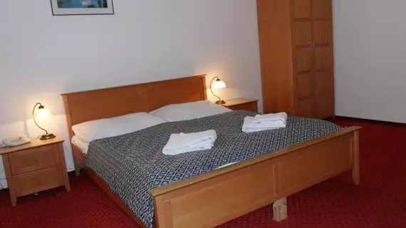 Hotel Atos | Prag - Městská čast Praha 5 (en büyük Prag ilçesi) - Smichov