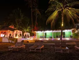 Fab Tahira Ashwem Beachfront | Goa - Kuzey Goa - Ashvem