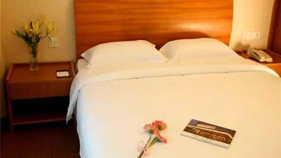 Holiday Villa Hotel & Residence Guangzhou | Guangdong - Guangzhou (ve civarı) - Guangzhou - Renhezhen