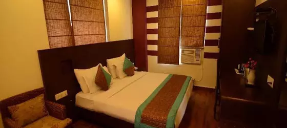 Hotel La Vista | Batı Delhi - Ulusal Eyalet Başkenti Delhi - Delhi (ve civarı) - Yeni Delhi - Karol Bagh