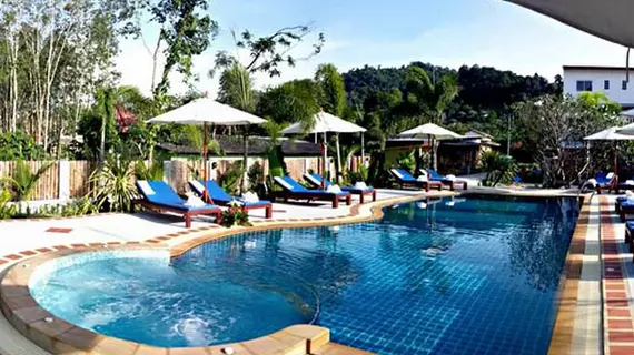 Aonang Phutawan Resort | Krabi İli - Krabi - Ao Nang