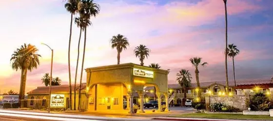 Regency Inn & Suites Blythe | Kaliforniya - Riverside County - Blythe